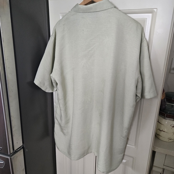 Rick's Cafe Casual Button Down Hawaiian Island Camp Shirt - Picture 4 of 7